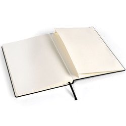BNT PU Notebook A6 uden linjer i sort