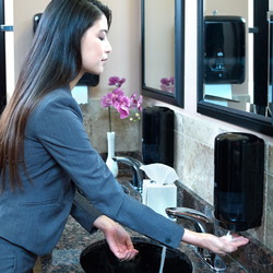 Tork 561608 touch-free dispenser t/skumsæbe S4 sort