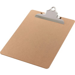 Q-connect clipboard i træ i A4 med kraftig klemme