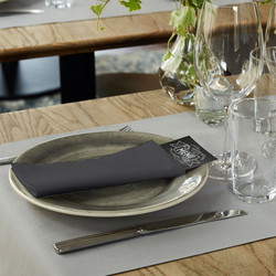 Tork 478151 Linstyle servietter 39x39cm sort 12x50stk