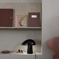 Fritz Hansen Nightowl bordlampe Midnight Blue
