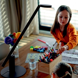 Luctra Lite LED bordlampe sort