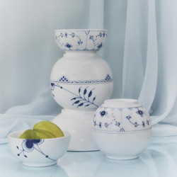 Royal Copenhagen Gifts with History skåle 47/73/110cl 3stk