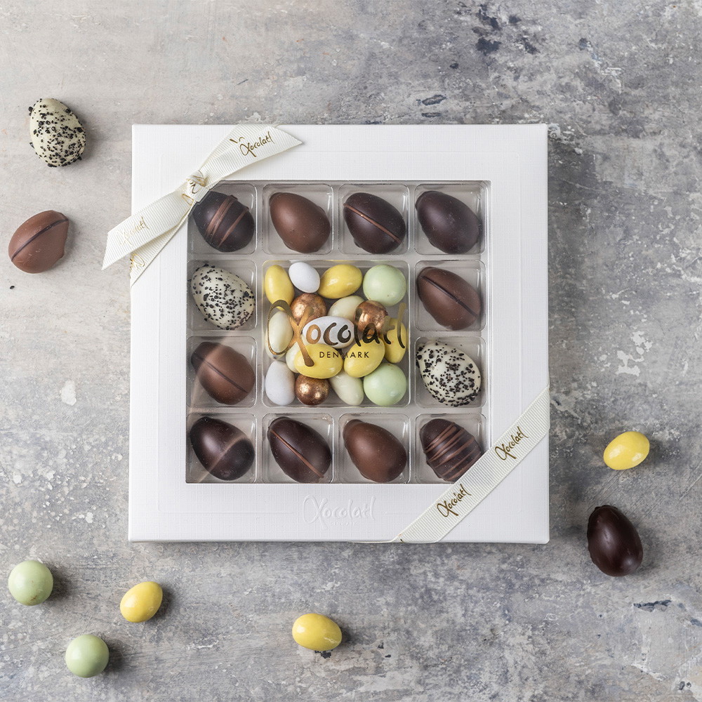 Xocolat Easter Treats æske med 12 marcipanæg og dragémix 139g