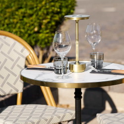 House Nordic Cafébord marmor look støbejern Ø:60x73cm hvid/guld/sort